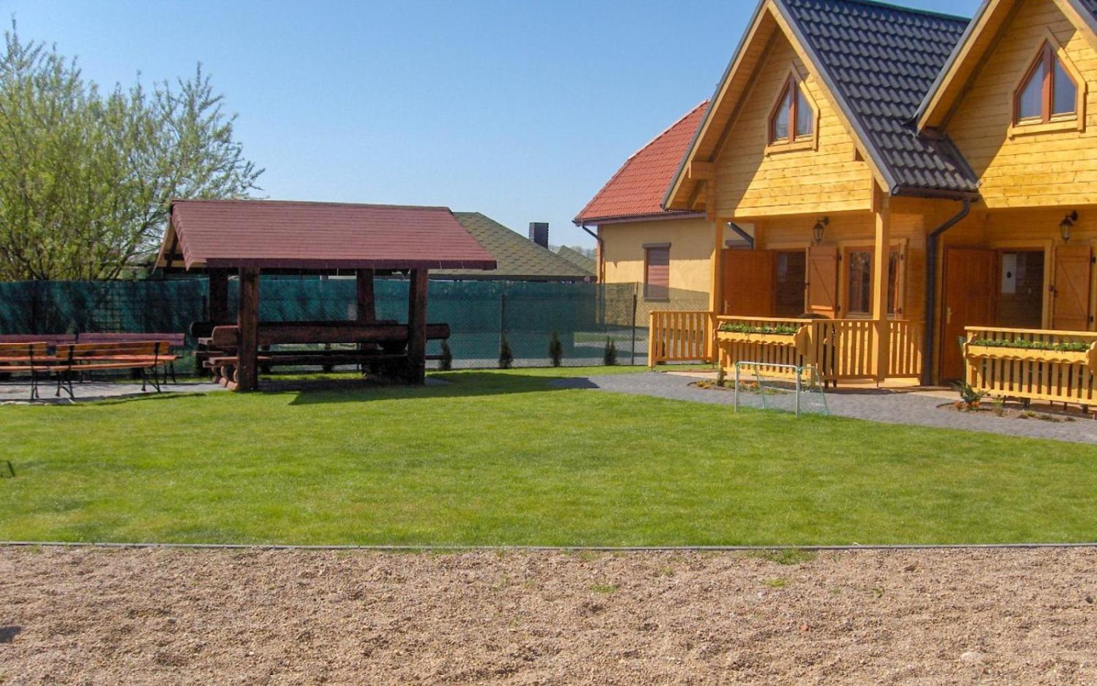 Dobre Smaki At Wczasowa8 Sea Resort Sarbinowo Oda fotoğraf